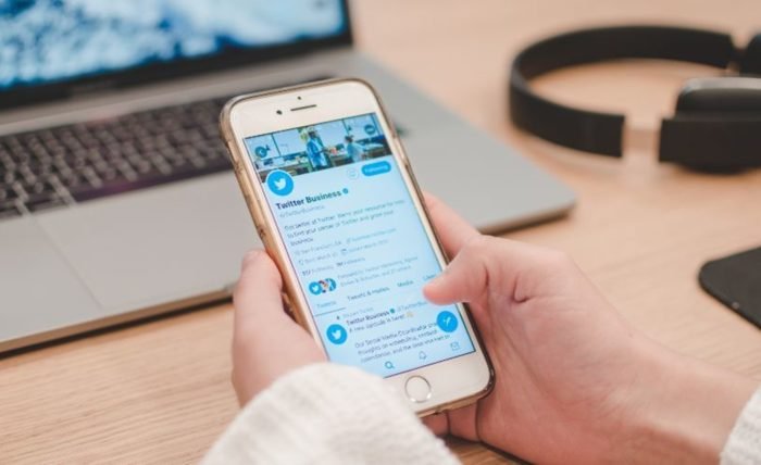Twitter, Business, home office